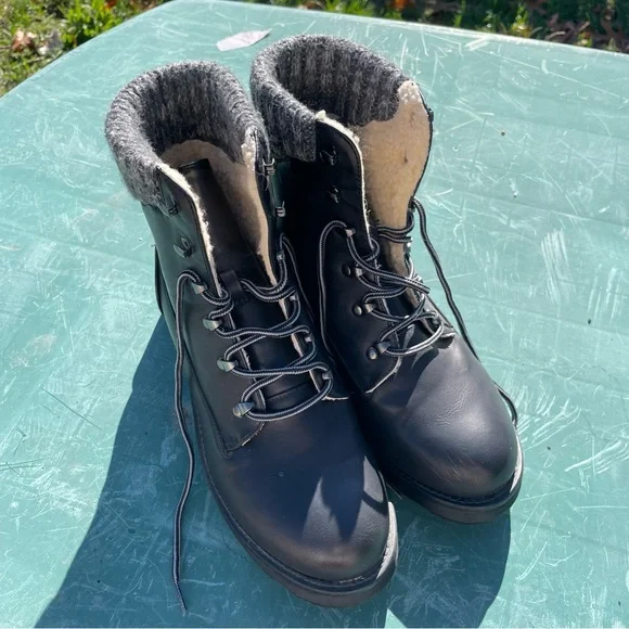 Size 10 like new hiking boots from primark